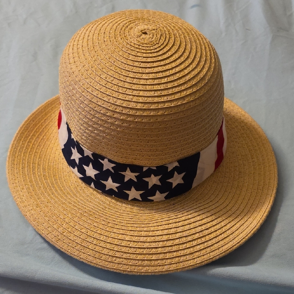 Womens Straw Hat with Star Band